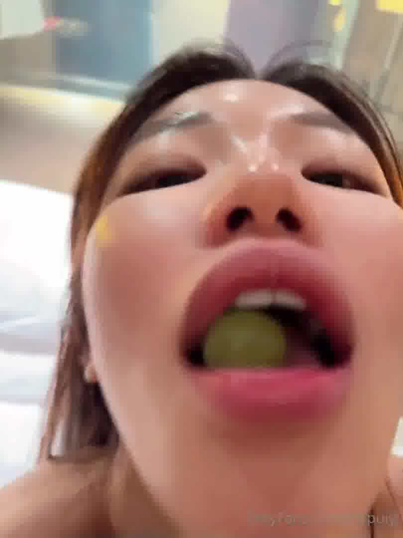 Ms Puiyi Nude Masturbating With Grapes Video Leaked