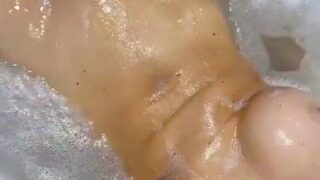 Eliza Rose Watson Nude Bathtub Video Leaked